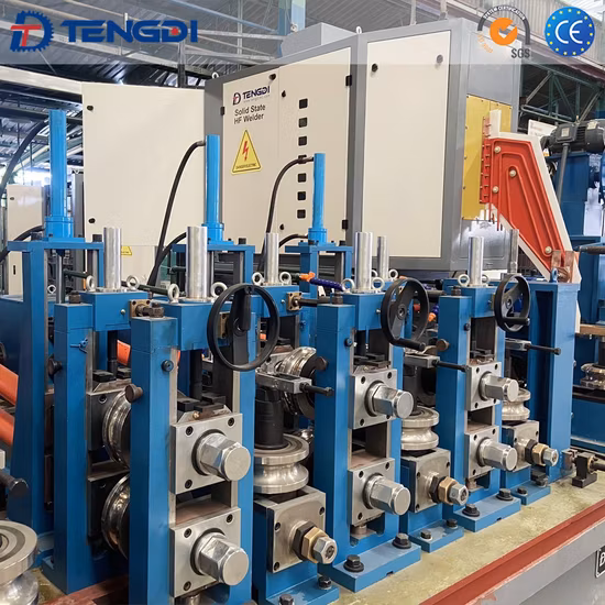 Tuyaux et tubes en acier ERW Tuyaux et tubes soudés à couture droite en acier au carbone Tuyaux à haute fréquence faisant la machine Pipemill Machine Tube Mill